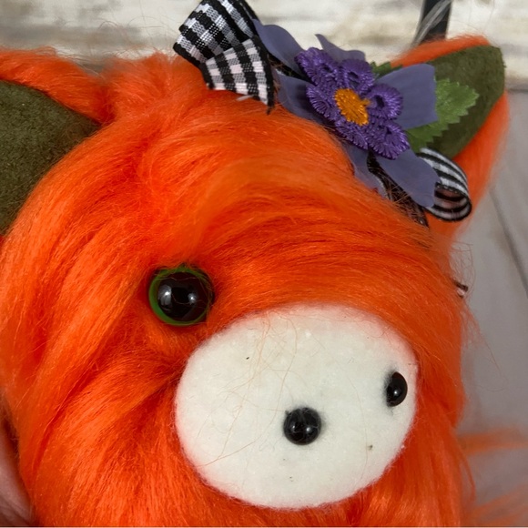 Highland Cow Coo Gnome Orange Fur Daisy Black White Purple Handmade Home Decor - Picture 3 of 12